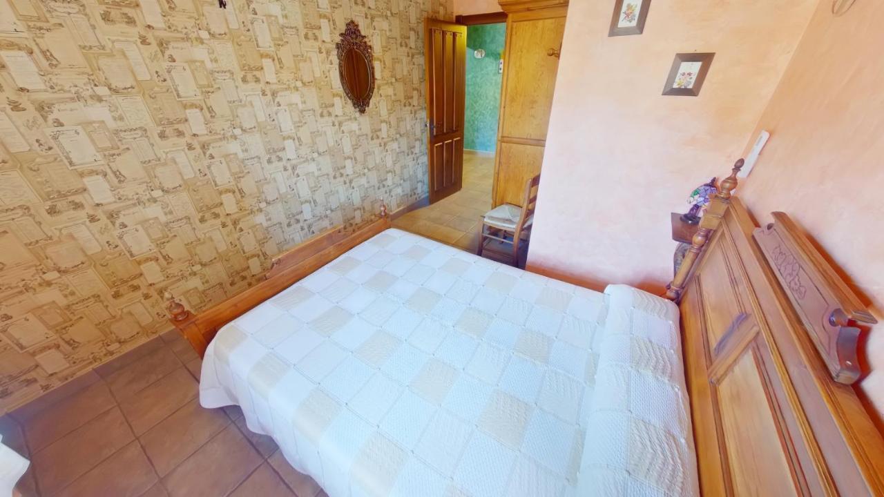 Ruralrut-El Tiemblo Wifi, Cabina De Hidromasaje, Aire Acondicionado Y A Pocos Metros De Zonas De Bano Naturales Exteriör bild